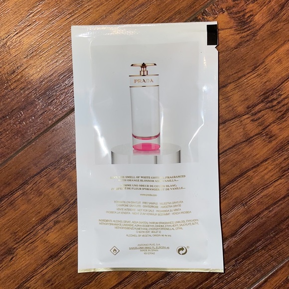 NWT Prada Candy Kiss Perfume Sample - Picture 3 of 10